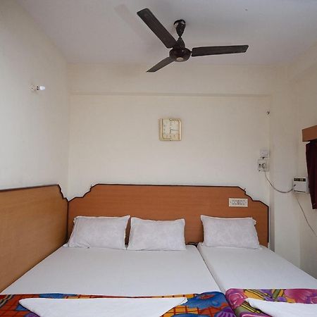 Spot On 38565 Hotel Surya Thiruvengadam St Chennai Exteriör bild